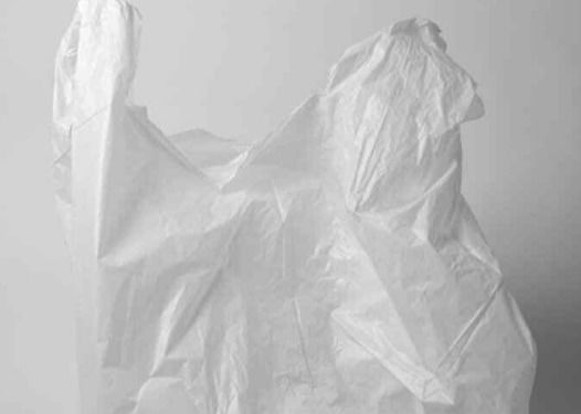 T-shirt in plastica bianca sacchetti da shopping